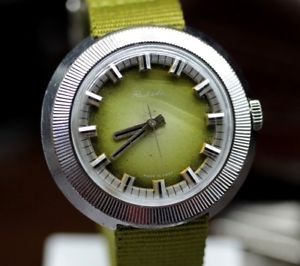 【送料無料】watch raketa military retro wristwatch 2609 ha 19 jewels vintage soviet ussr