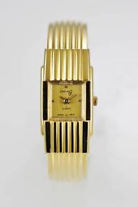 【送料無料】courtney g watch womens gold stainless steel battery water resistant quartz