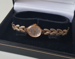 【送料無料】腕時計　マルトーホロガーmarteau horloger