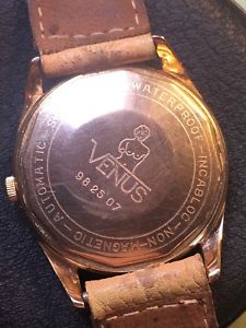 【送料無料】montre vintage venus routemaster 41 rubis eta2452 or massif 18k750 34mm