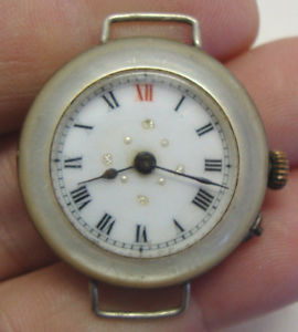 【送料無料】early 20th century ladies mother of pearl covered wristwatch