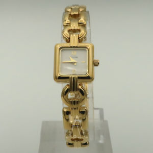 【送料無料】bulova womens quartz watch 97t38sdv