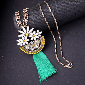 yzlbNX@lbNX||gcollier sautoir long pendandtif dor gros floral blanc pompon vert retro ddz2