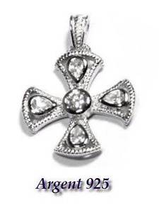 【送料無料】ネックレス　シルバーペンダントジルコニウムクロスジュエルpendentif argent 925 croix zirconium bijou