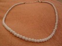 【送料無料】ネックレス クリップヒスイミリクラスプcollier jade blanc perles 4 mm fermoir argentee 47 cm