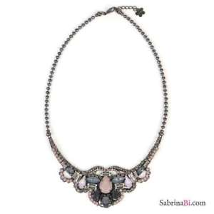 yzlbNX@rAR}eBJ[UAeBbianco bijoux collana girocollo romantica cristalli rosa antico e grigio