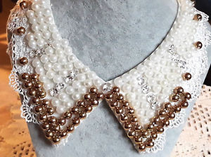 yzlbNX@S[fmagnifiquecol faon perles dor et blanche avec strass blanc et dentelle blanche