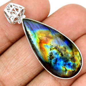 yzlbNX@y_g}EgVo[pendentif protection labradorite monture argent 925 ref 2600