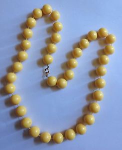 yzlbNX@re[WNvT|[gCG[J[S[hcollier vintage perles jaune fixe sur support attache couleur or a05