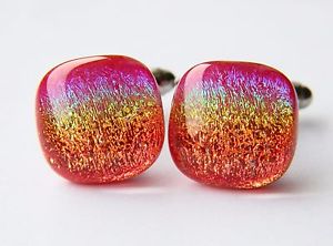 【送料無料】メンズアクセサリ— ダイクロイックガラスカフスボタンgenuine dichroic glass hand crafted cufflinks red rainbow shimmer