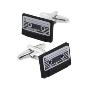 【送料無料】メンズアクセサリ—　レトロカセットテープカフスボタンクラスポストボックスretro music c..