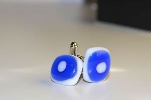 【送料無料】メンズアクセサリ—　ガラスデザイナーハンドメイドメンズカフリンクcufflinks blue amp; white silver glass designer handmade mens cuff links colour