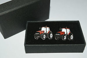 【送料無料】メンズアクセサリ— ケーストターカフスボタンエナメルcase international red tractor cufflinks gift boxed wedding farming enamel