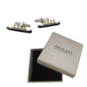 【送料無料】メンズアクセサリ— メンズタイタニックモデルカフスボタンオニキスアートボックスオンmens titanic boat model cufflinks amp; gift box by onyx art