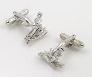 【送料無料】メンズアクセサリ—　カフリンクスキーカフスボタンスキーヤーボックスskier on skies cuff links skiing cufflinks in box 8375