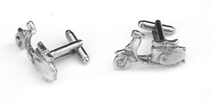 【送料無料】メンズアクセサリ—　スクーターカフスボタンピューターボックスlambretta scooter cufflinks pewter gift boxed or pouched vehicle gift