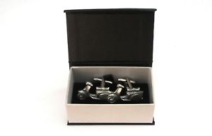 【送料無料】メンズアクセサリ—　スクーターカフスボタンピューターボックスlambretta scooter cufflinks pewter gift boxed or pouched vehicle gift