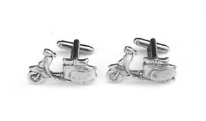 【送料無料】メンズアクセサリ—　スクーターカフスボタンピューターボックスlambretta scooter cufflinks pewter gift boxed or pouched vehicle gift