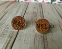 【送料無料】メンズアクセサリ- パーソナライズカフスボタンタンpersonalised leather cufflinks genuine tan g 3rd anniversary gift wedding groom