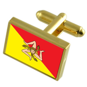 sicily region italy gold flag cufflinks engraved boxシシリーイタリアゴールドフラッグカフスボタンボックス※注意※NYからの配送になりますので2週間前後お時間をいただきます。人気の商品は在庫が無い場合がございます。ご了承くださいませ。サイズの種類の商品は購入時の備考欄にご希望のサイズをご記載ください。　携帯メールでの登録ですと楽天からのメールが届かない場合がございます。