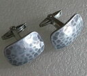 【送料無料】メンズアクセサリ- ビンテージメンズカフリンクスエンボスcufflinks vintage mens cuff links 1980s mod embossed dark silvertone metal