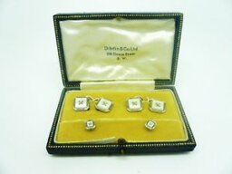 【送料無料】メンズアクセサリ—　パールカフリンクスゴールドスタッドアールデコ9ct gold mother of pearl cufflinks amp; stud set, art deco, cased, c1930, white
