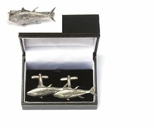 【送料無料】メンズアクセサリ—　マグロカフスボタンタイクリップバースライドセットtuna fish cufflinks amp; tie clip bar slide set fishing gift
