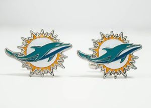 【送料無料】メンズアクセサリ—　マイアミドルフィンズカフリンクスフットボールmiami dolphins cufflinks nfl football