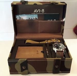 【送料無料】腕時計　ウォッチ　avi8,set cofanetto orologio aviatore,piastrina multiuso,doppio cinturino nato