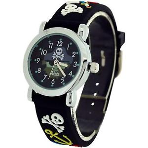 【送料無料】腕時計　ウォッチ　スカルクロックタグネックレスキーチェーンセットrelda chicos skull amp; crossbones reloj, dog tag collar y llavero set de regalo rel50