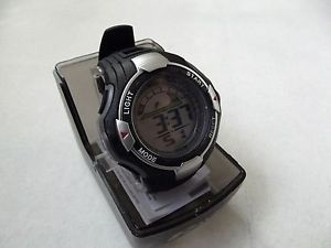 【送料無料】腕時計　ウォッチ　ラヴェルスポーツデジタルケースravel multi funcin digital de caballero reloj deportivo estuche original