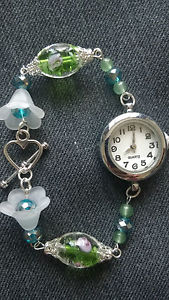 【送料無料】腕時計 ウォッチ アカウントアラームシルバーグリーンreloj de cuentas hecho a mano plata verde blanco flor 【送料無料】腕時計 ウォッチ アカウントアラームシルバーグリーンreloj de cuentas hecho a mano plata verde blanco flor