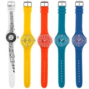 【送料無料】腕時計 ウォッチ テンポカサorologio solo tempo donna morellato colours cassa in acciaio rivestita resina 【送料無料】腕時計 ウォッチ テンポカサorologio solo tempo donna morellato colours cassa in acciaio rivestita resina