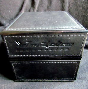 【送料無料】腕時計　ウォッチ　ブラックバッテリーボックスクロック