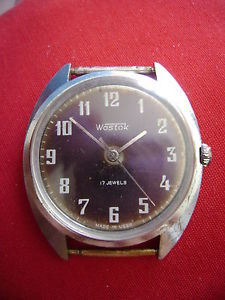 【送料無料】腕時計　ウォッチ　montre russe sovietique wostok des annees 70