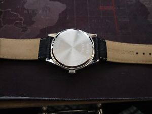 【送料無料】腕時計　ウォッチ　クオーツreloj de cuarzo lmite de hombre, funcionando bien