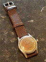 【送料無料】腕時計 ウォッチ レザーストラップスイスジュエルナイツreloj de pulsera dcada de 1950 arlea 17 jewell ...