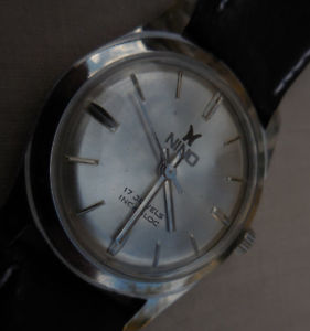 【送料無料】腕時計 ウォッチ ビンテージancienne nino vintage mecanique suisse de 17 rubis feminine a reviser