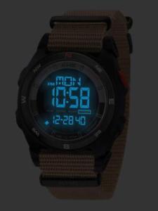 【送料無料】腕時計　ウォッチ　デジタルコンパスアラームデジタル