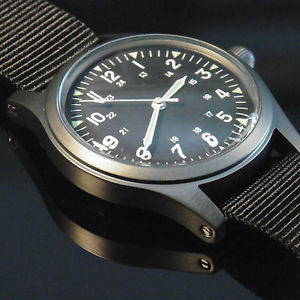 【送料無料】腕時計　ウォッチ　ボックスクロックmwc ggw113 1960s reloj automtico patrnclassic range nueva en caja
