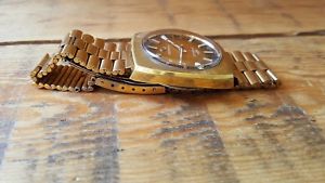 【送料無料】腕時計　ウォッチ　レトロブランドreloj pulsera edicin limitada de caballero retro chapado en oro certina certronic