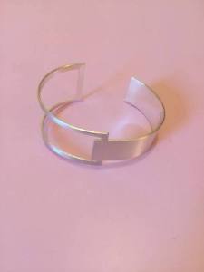 【送料無料】ブレスレット　アクセサリ—　シルバーカフsilver dalia cuff