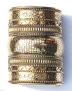 ̵ۥ֥쥹åȡꡡץĥȥ磻䡼˥å󥰥ե֥쥹åshiny brass stamped amp; twisted wire ethnic look 334inch long cuff bracelet