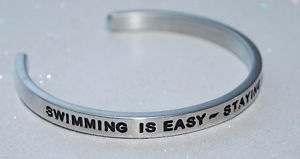 【送料無料】ブレスレット　アクセサリ—　ハードハンドメイドブレスレットswimming is easy ~ staying ..