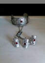 【送料無料】ブレスレット アクセサリ- ゴシックシルバースレーブカフブレスレットリングgothic silver slave cuff bracelet and rings