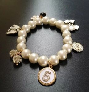 【送料無料】ブレスレット アクセサリ- パールゴールドクリスタルデザイナージャケットストレッチブレスレット