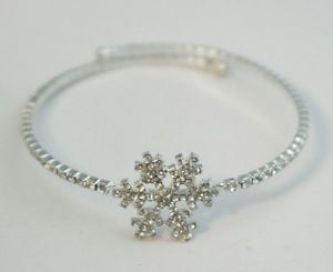 【送料無料】ブレスレット アクセサリ— シルバースノーフレークブレスレットオーストリアラップクリスタルサイズsilver snowflake bra...
