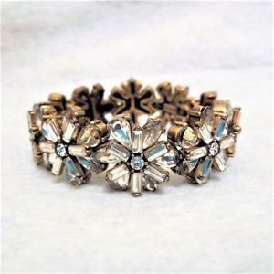 【送料無料】ブレスレット アクセサリ— goldtoneラインストーンパネルブレスレットjgoldtone crystal rhinestone snowflakes flowers panel stretch bracelet j crew