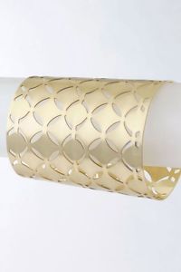 【送料無料】ブレスレット　アクセサリ—　アールデコカットパターンワイドマットゴールドカフブレスレ..