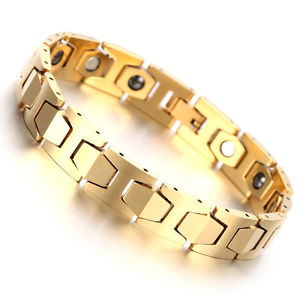 mens gold tungsten carbide magnetic therapy germanium link bracelet pain reliefメンズゴールドタングステンカーバイドゲルマニウムリンクブレスレット※注意※NYからの配送になりますので2週間前後お時間をいただきます。人気の商品は在庫が無い場合がございます。ご了承くださいませ。サイズの種類の商品は購入時の備考欄にご希望のサイズをご記載ください。　携帯メールでの登録ですと楽天からのメールが届かない場合がございます。